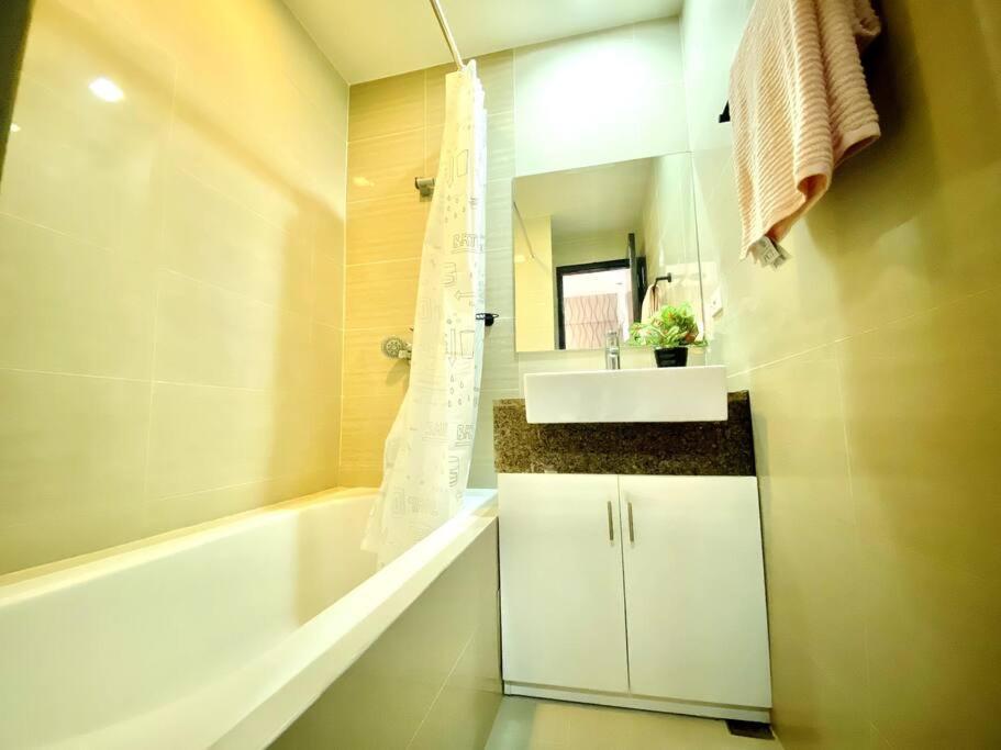 One Pacific Residences Punta Engano  Ngoại thất bức ảnh
